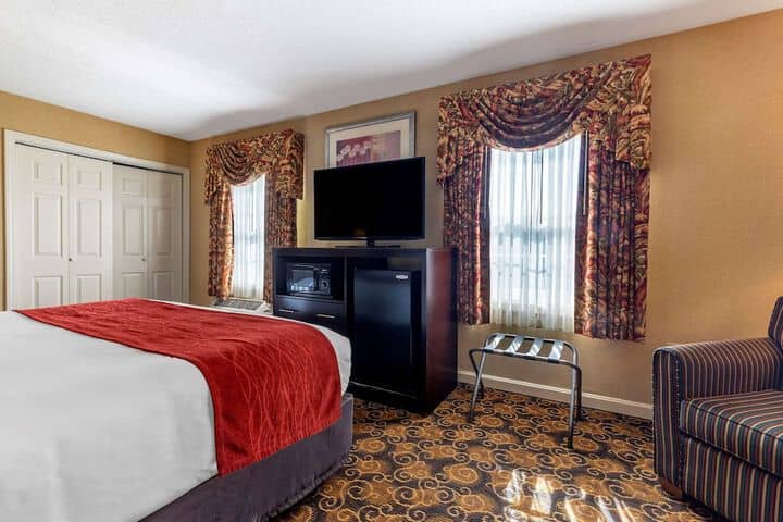 Room 26 of 45